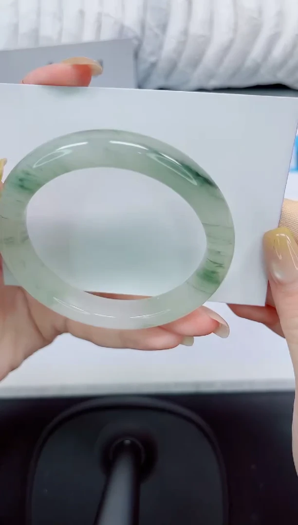 石英质玉手镯未镶嵌273