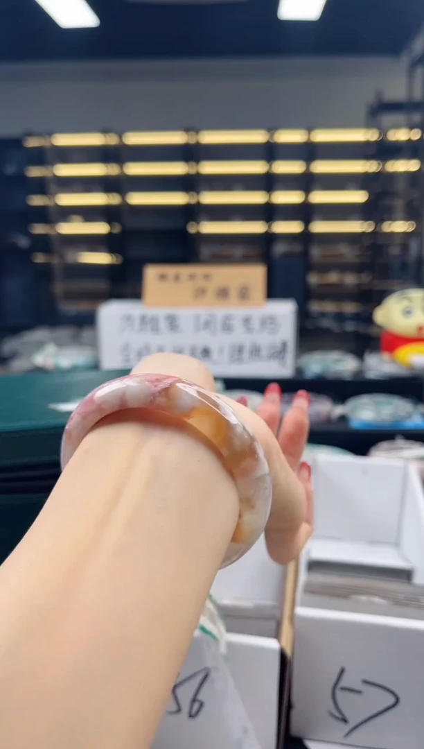 未镶嵌手镯石英质玉圈口（不退不换）