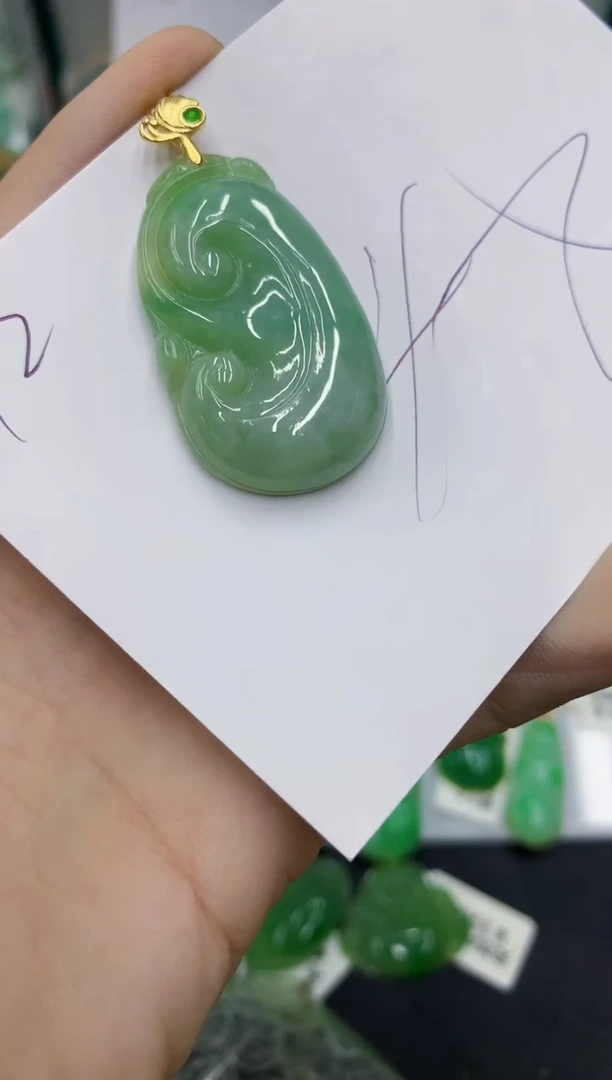 翡翠未镶嵌颈饰111111