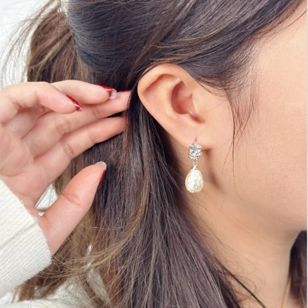 铜合金耳饰 银色系棉花珠吊坠耳饰百搭小众设计师轻奢高级质感