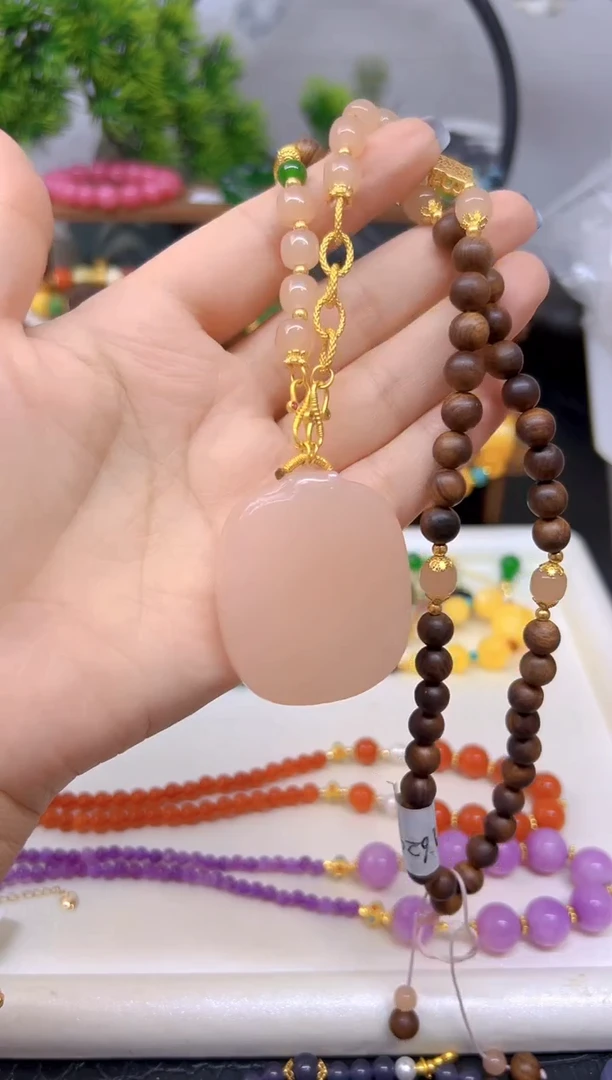 颈饰未镶嵌和田玉M629