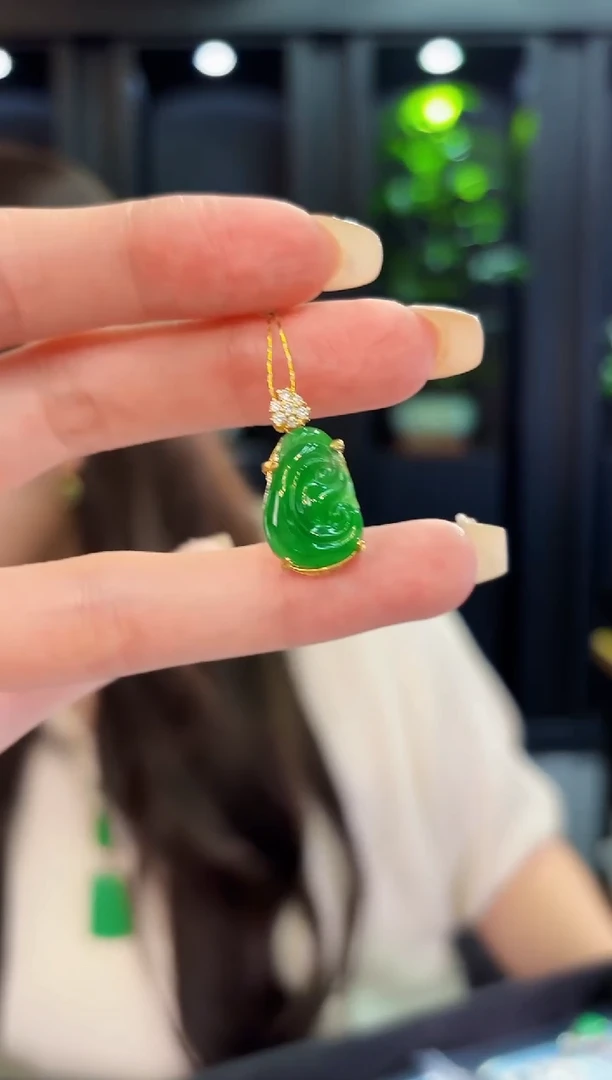 翡翠未镶嵌颈饰 缅料A货/支持复检/一件