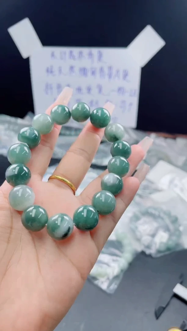 未镶嵌定制翡翠珠串