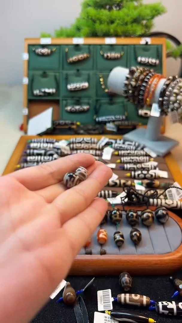 玛瑙/玉髓（覆膜）颈饰未镶嵌63（微瑕随机发货）