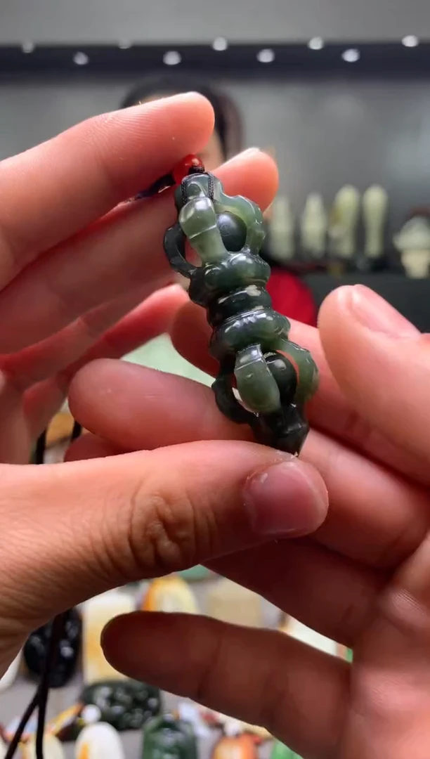 【闪购商品】和田玉吊坠未镶嵌吊坠（多样性发货）