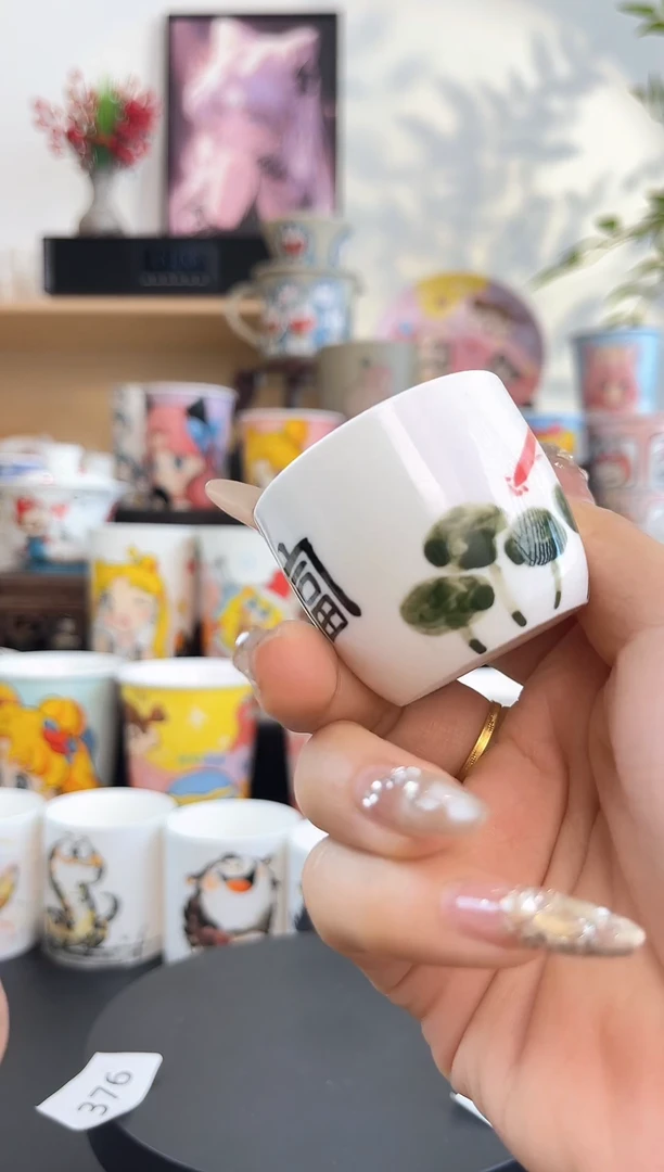 【闪购商品】摆件手工手绘陶瓷小杯杯