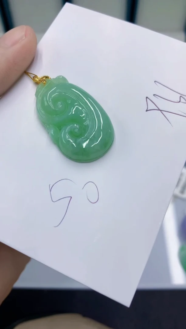 颈饰未镶嵌翡翠翡翠