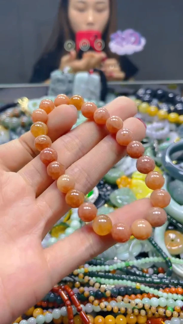 颈饰未镶嵌翡翠8MM/G/翡翠A货，一件也是批发价
