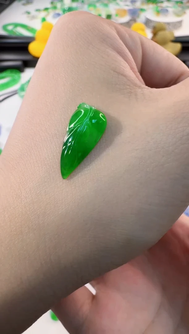 颈饰未镶嵌翡翠缅甸A货翡翠