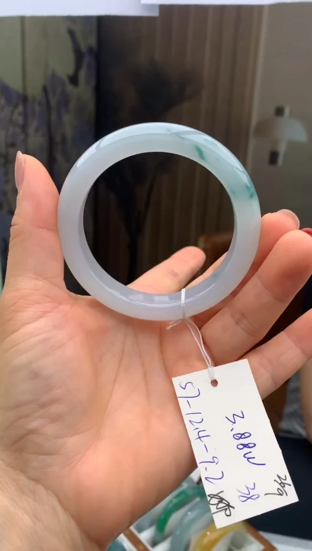 未镶嵌手镯翡翠36