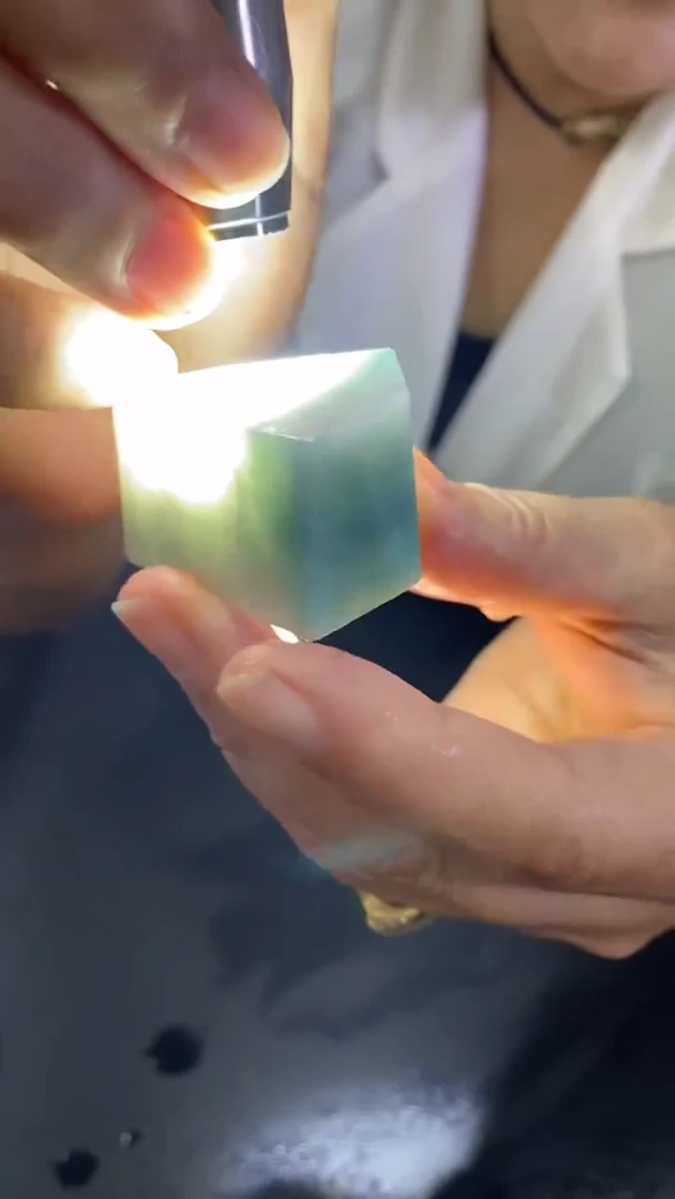 定制翡翠未镶嵌