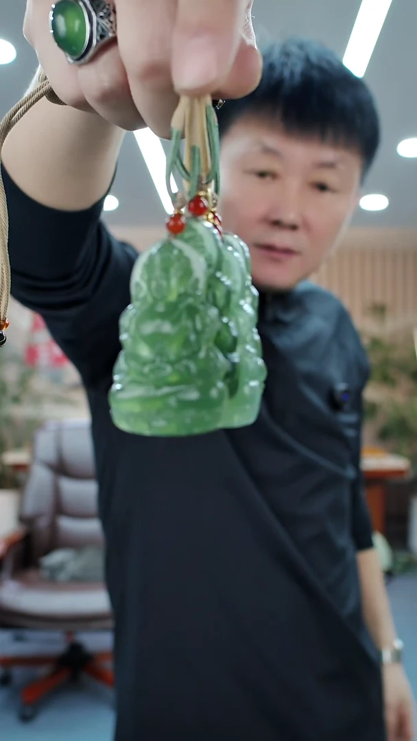 未镶嵌蛇纹石玉吊坠多样式发货随机发一