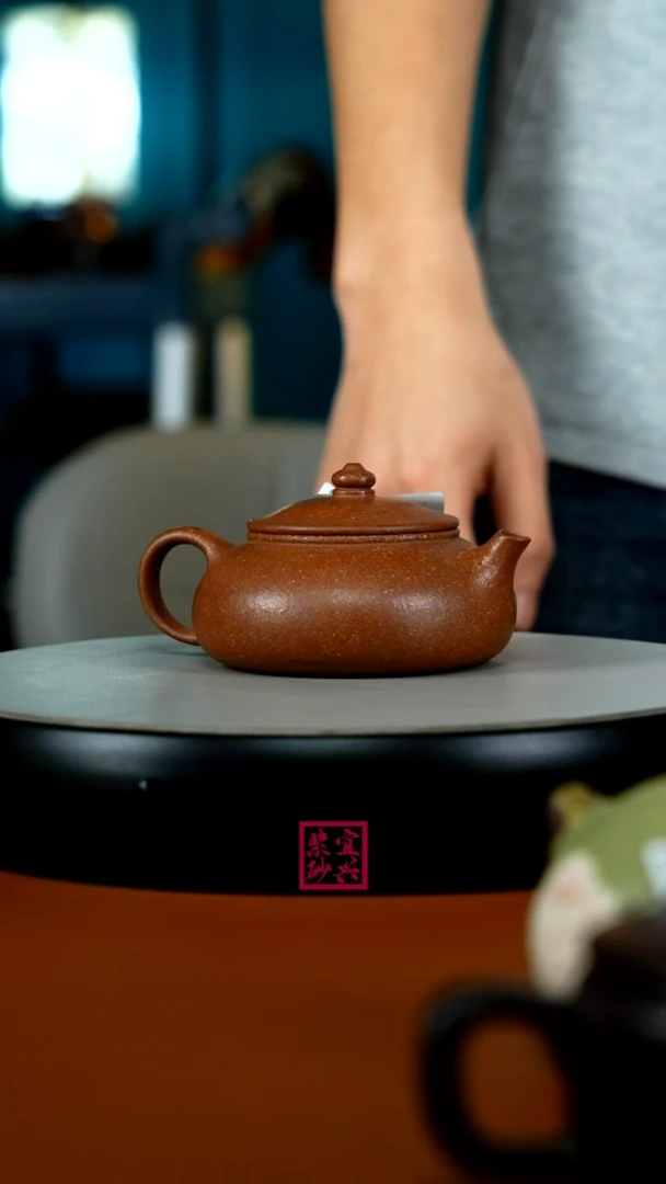茶壶紫砂李传荣红降坡光素寒江150CC