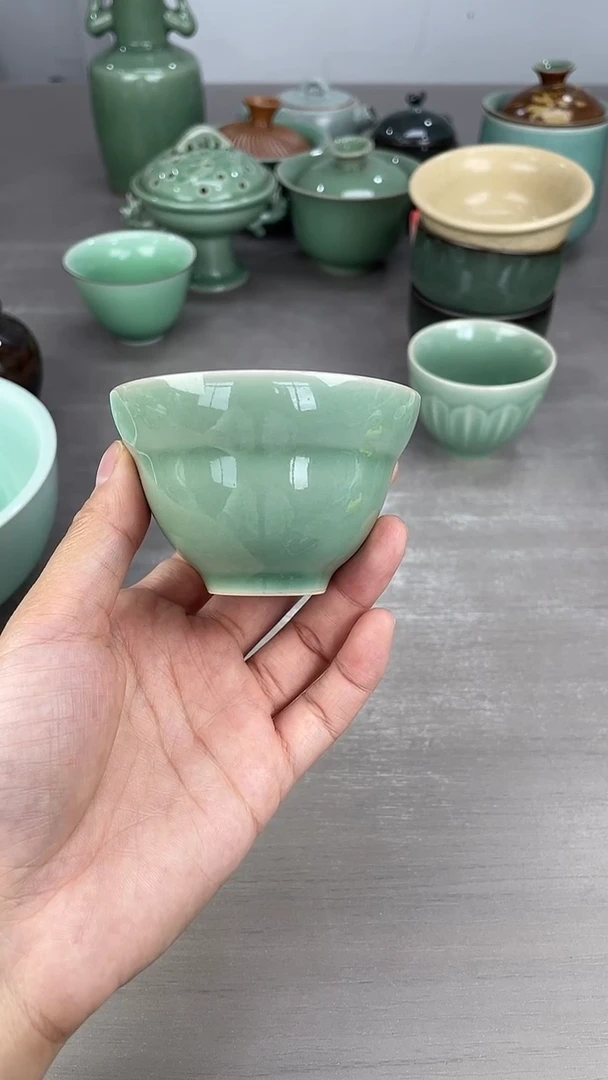 青瓷仓储福利清仓