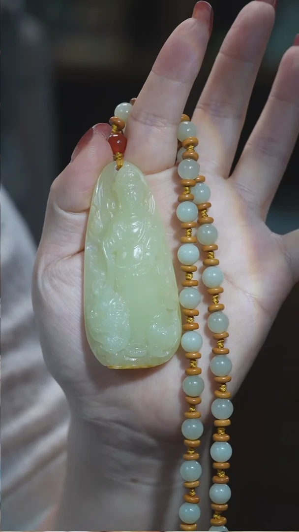 颈饰未镶嵌和田玉文殊菩萨