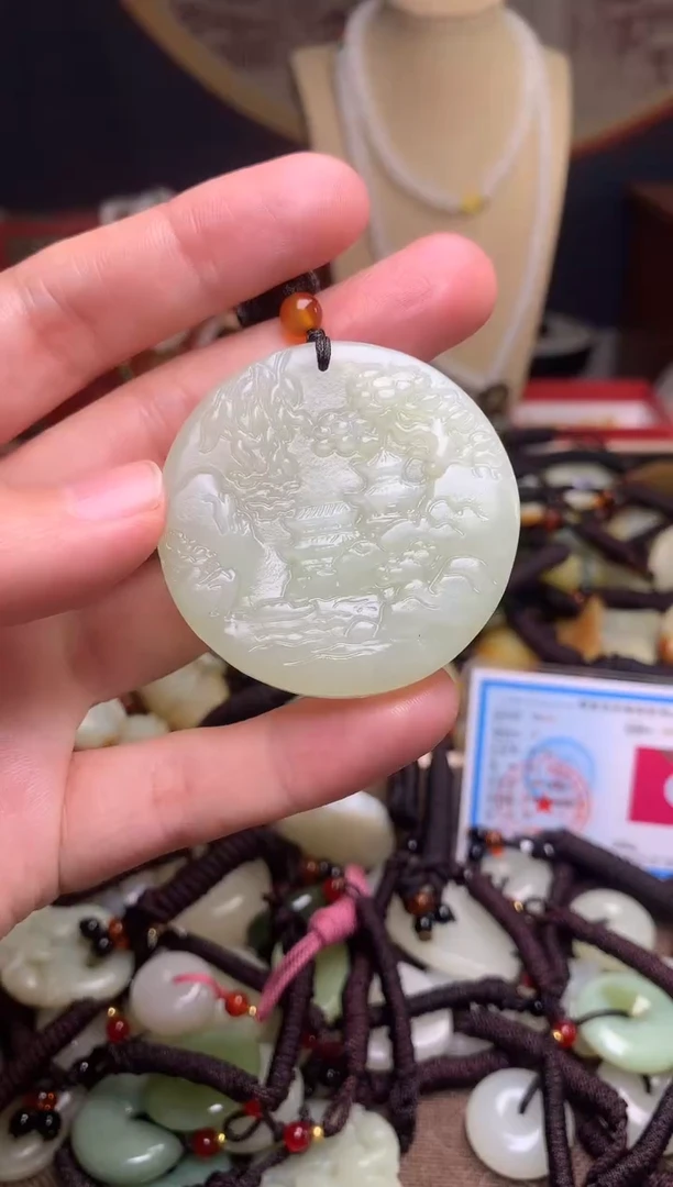 颈饰未镶嵌和田玉新疆料青海料清水和田玉吊坠