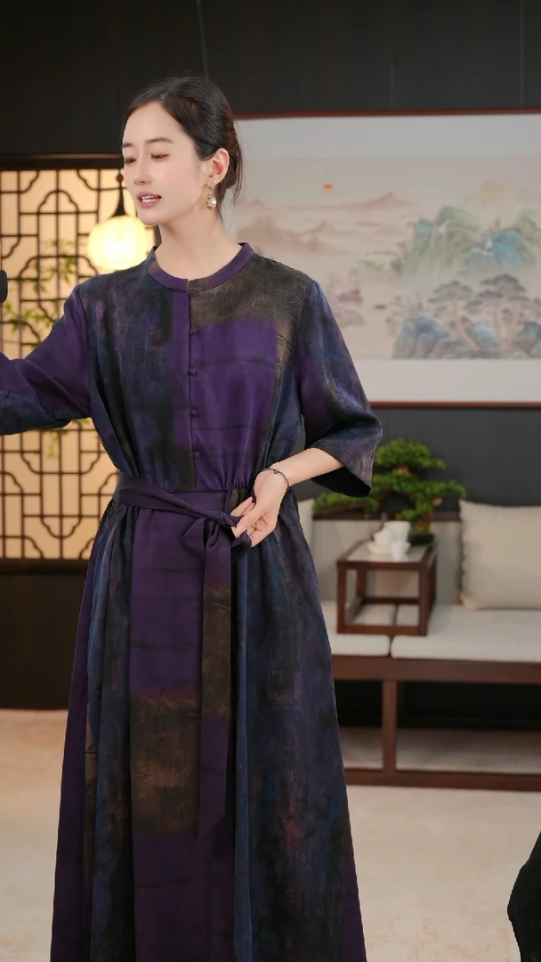 桑蚕丝 桑蚕丝025春夏新款圆领无袖内搭妈妈背心裙