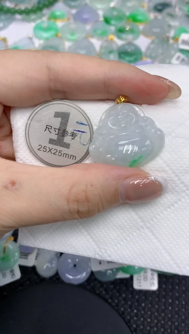 颈饰18K金镶嵌翡翠111111111