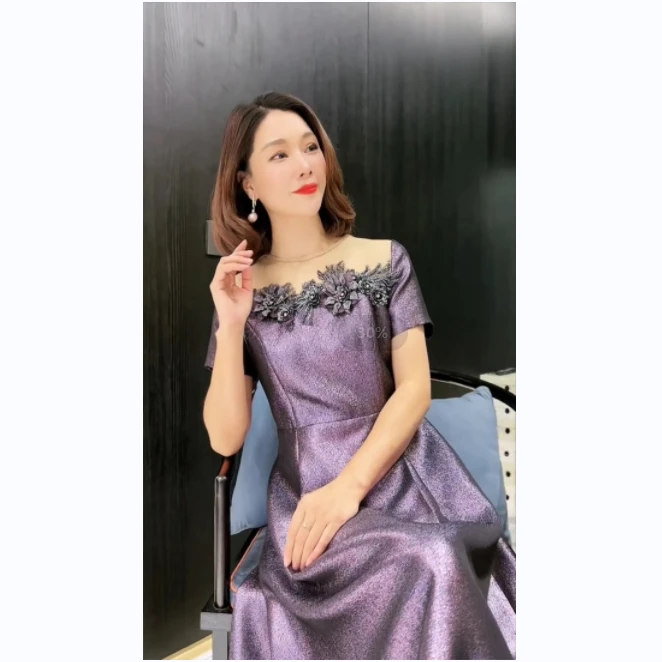 紫色连衣裙气质重工时尚女装夏季蕾丝显瘦礼服轻奢设计师