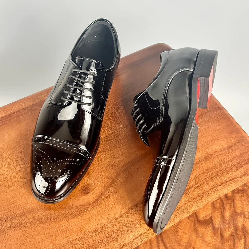 头层牛皮黑色漆皮亮面皮鞋男士英伦风商务正装时尚布洛克雕花男鞋