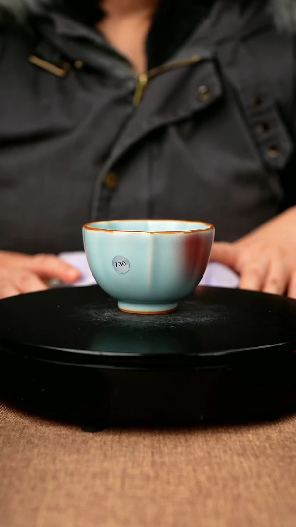 【闪购商品】730#张旭东一级品原矿钧瓷炉钧釉葵口杯