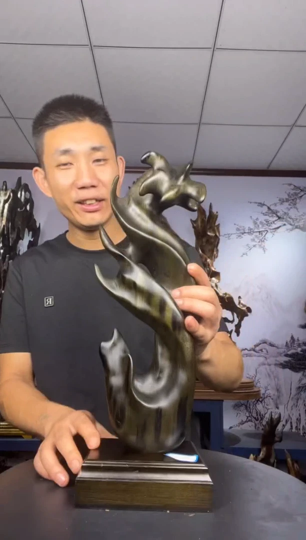 金丝楠木雕款大**烟金丝楠木工艺品摆件