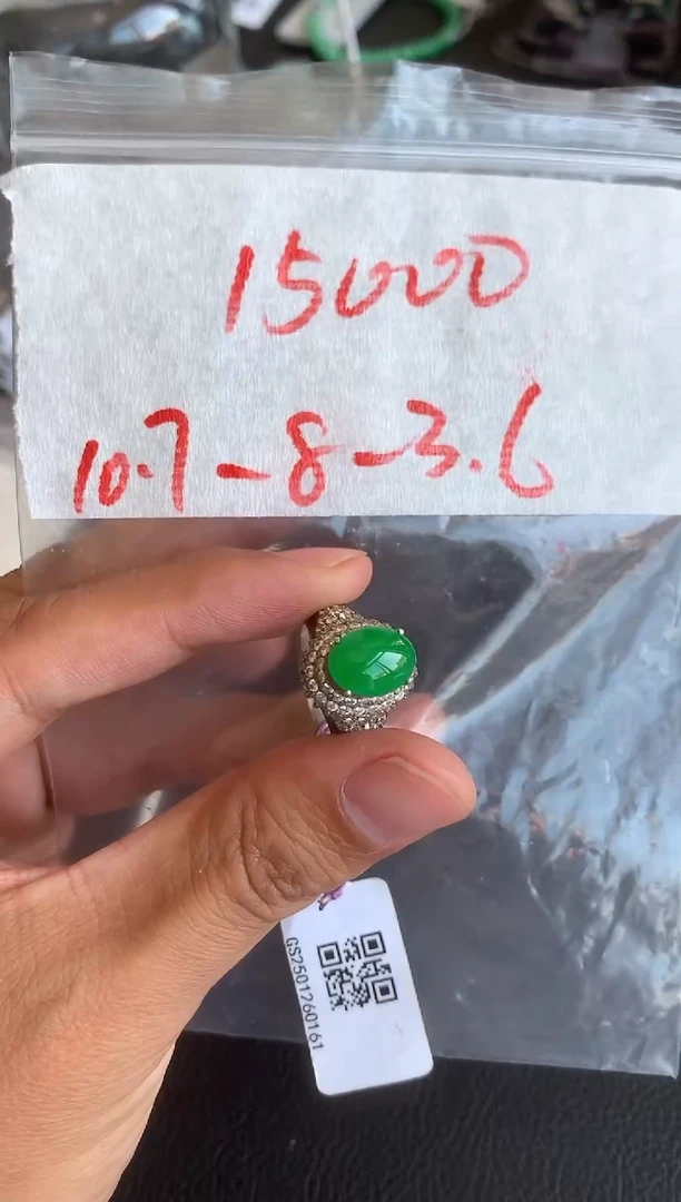 未镶嵌定制翡翠缅甸A货翡翠，拍一发一