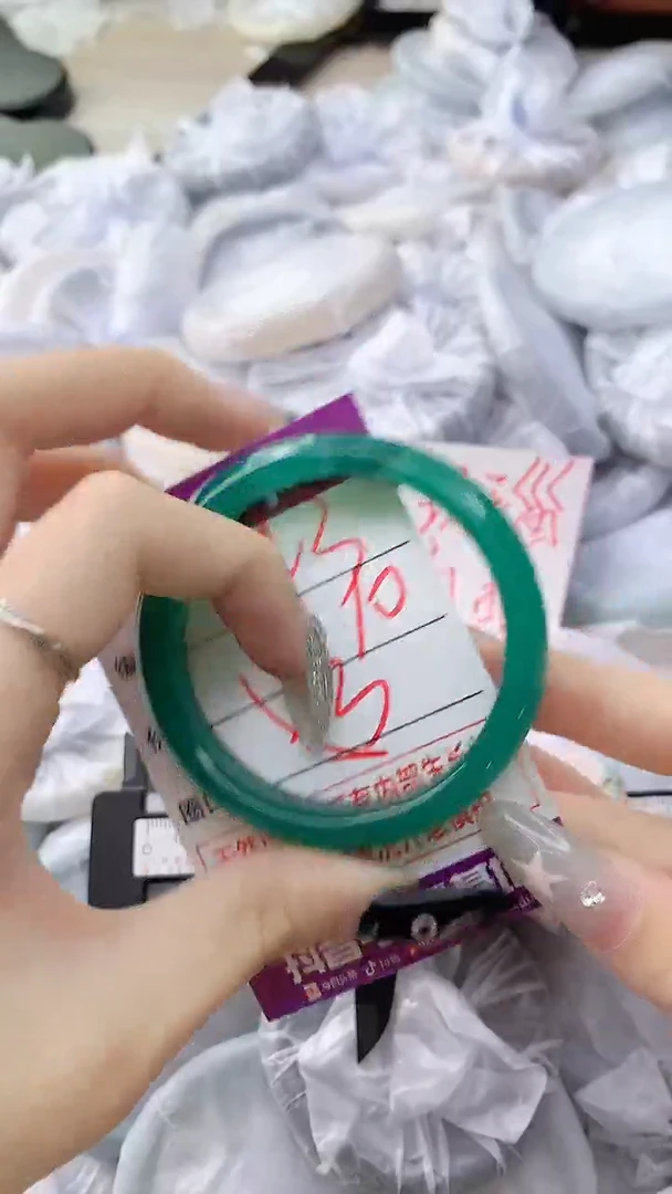 玛瑙/玉髓手镯未镶嵌343