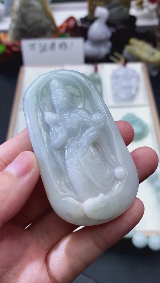 翡翠未镶嵌颈饰天然缅甸A货翡翠