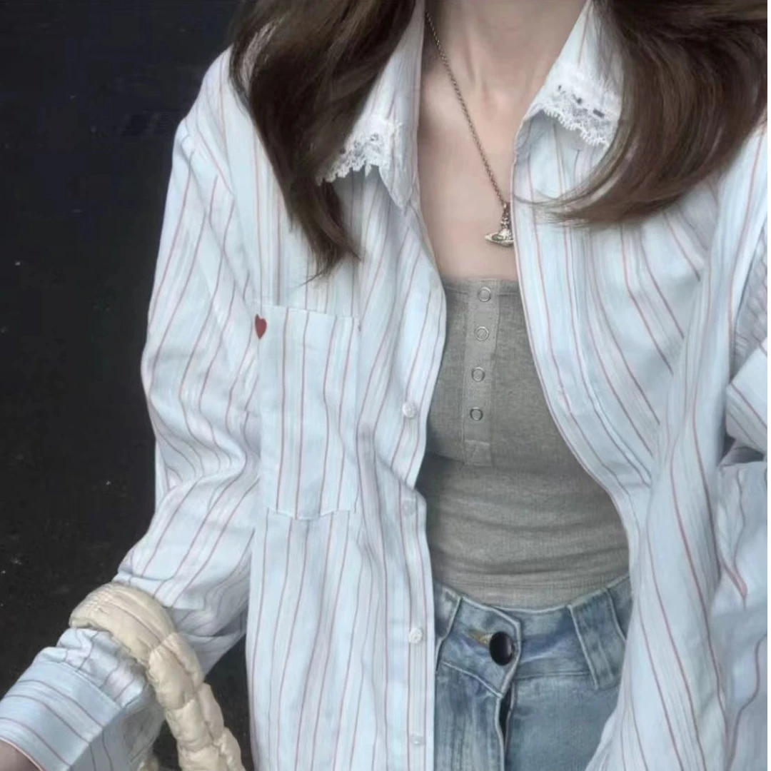 蕾丝花边条纹蓝色防晒衬衫女2025夏季新款港风慵懒叠穿格子衬衫