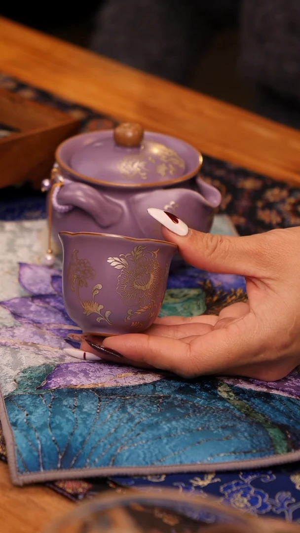 【闪购商品】紫嫣银绘牡丹花口主人杯
