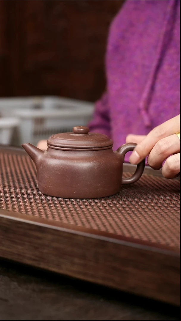 茶壶紫砂高温底槽清剑流德中{微瑕}