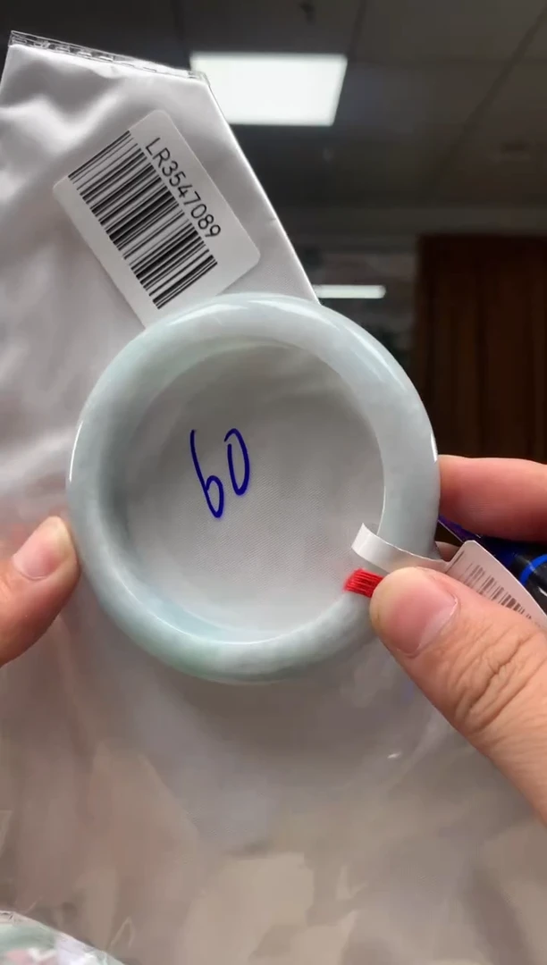 未镶嵌定制翡翠          *197