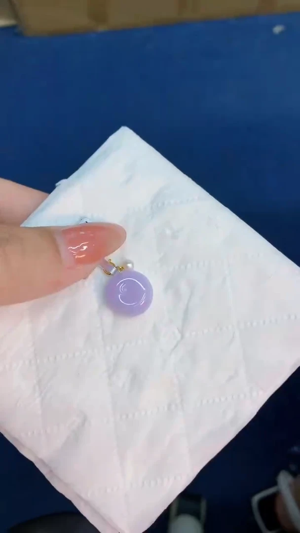 翡翠18K金镶嵌吊坠(不含链)1