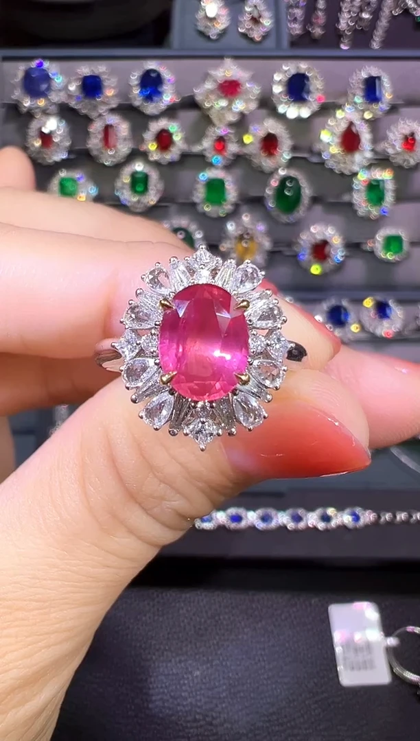 AIGS无烧彩色蓝宝石18K金镶嵌2ct