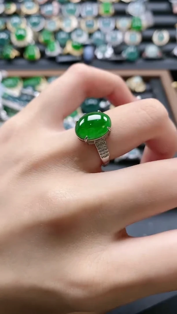 【闪购商品】翡翠戒指银S925镶嵌51511