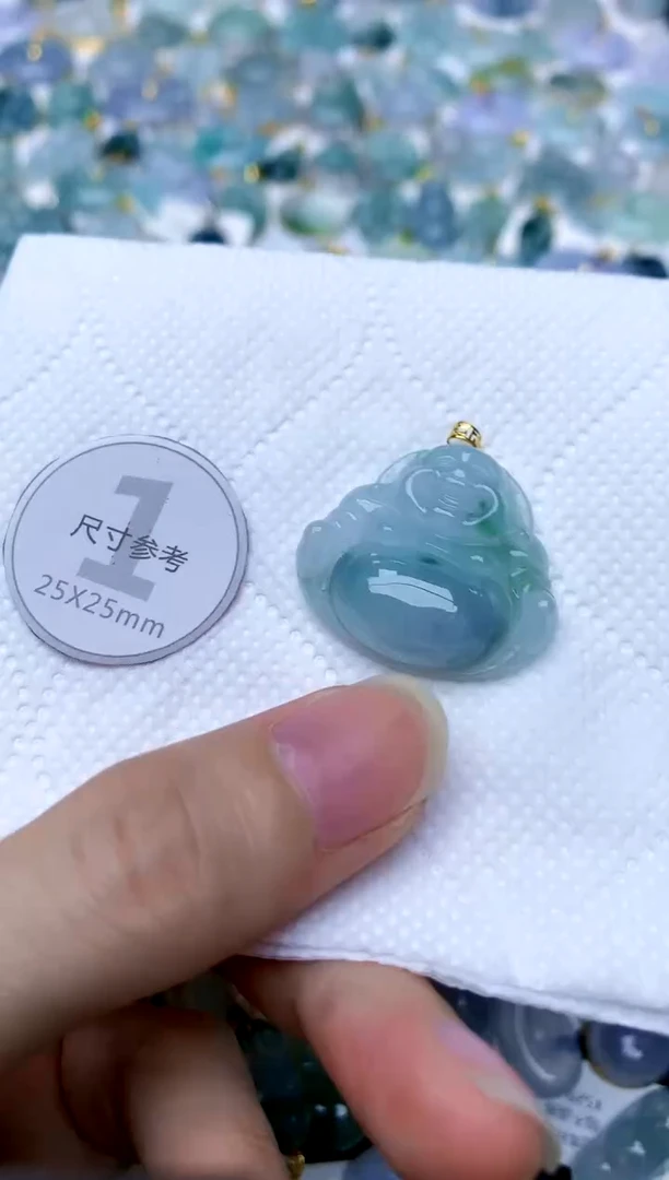 颈饰18K金镶嵌翡翠天然A货翡翠