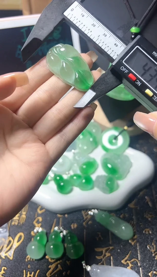 颈饰未镶嵌翡翠所见即所得，一图一物