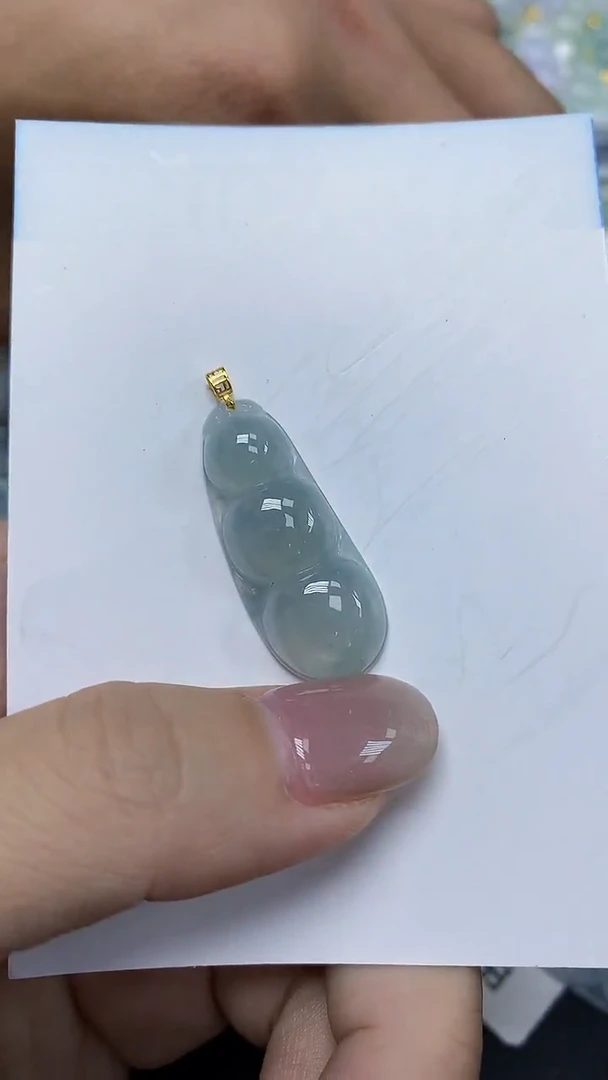 翡翠18K金镶嵌颈饰天然缅甸翡翠A货
