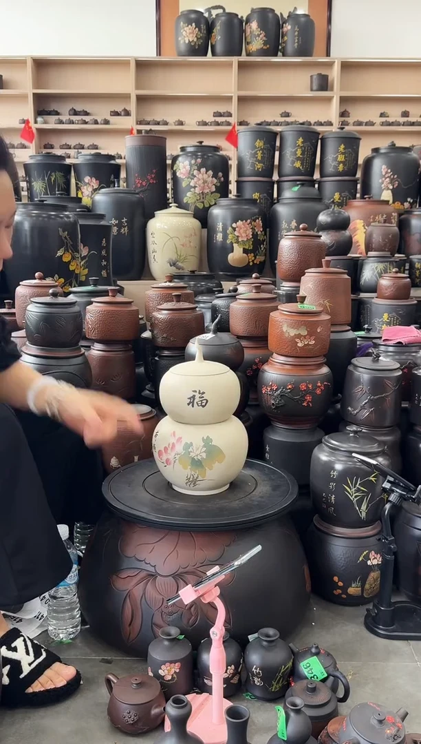 罐瑕疵 白泥彩填葫芦  738
