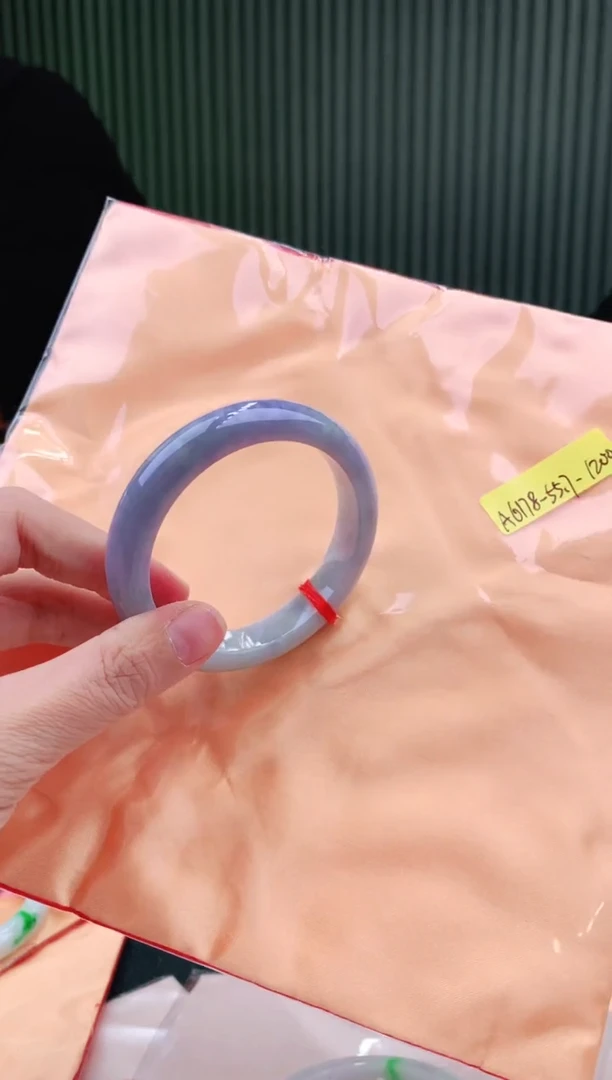 未镶嵌手镯翡翠55