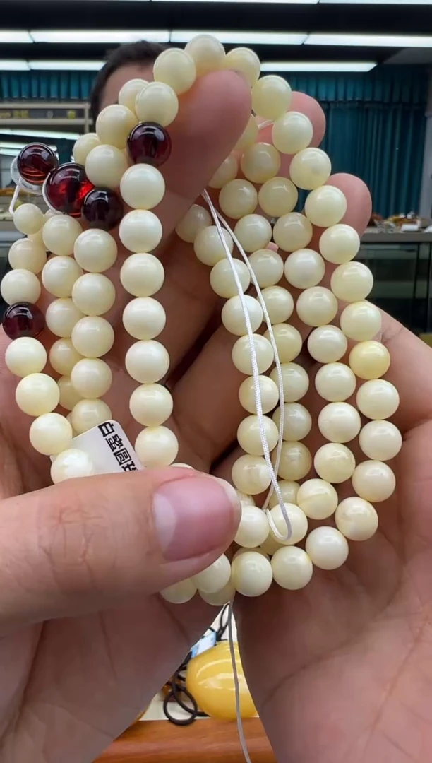 未镶嵌颈饰琥珀34秒拍号 假一罚三