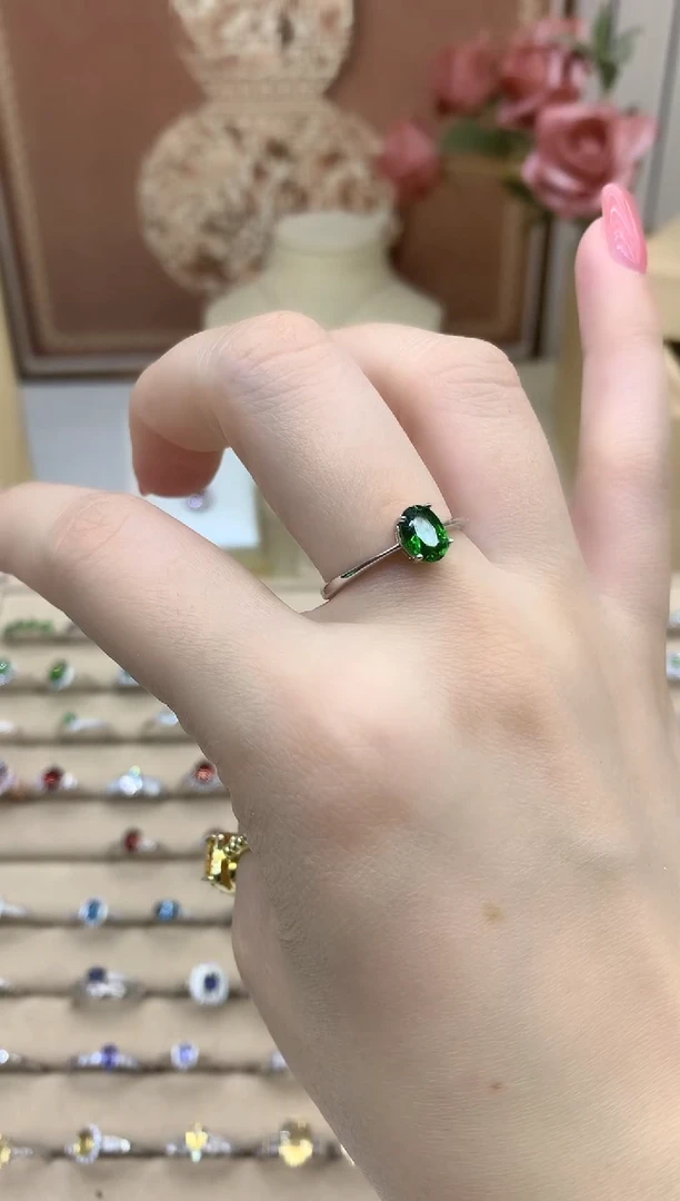 银S925镶嵌透辉石戒指琴瑟透辉石戒指