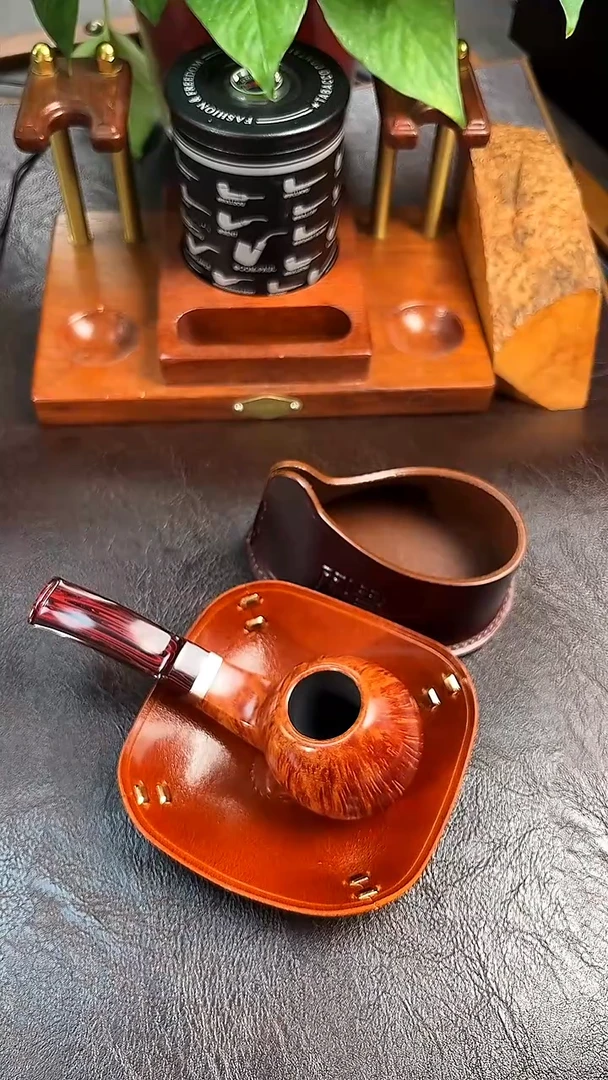 别**话刺猬烟斗桃子