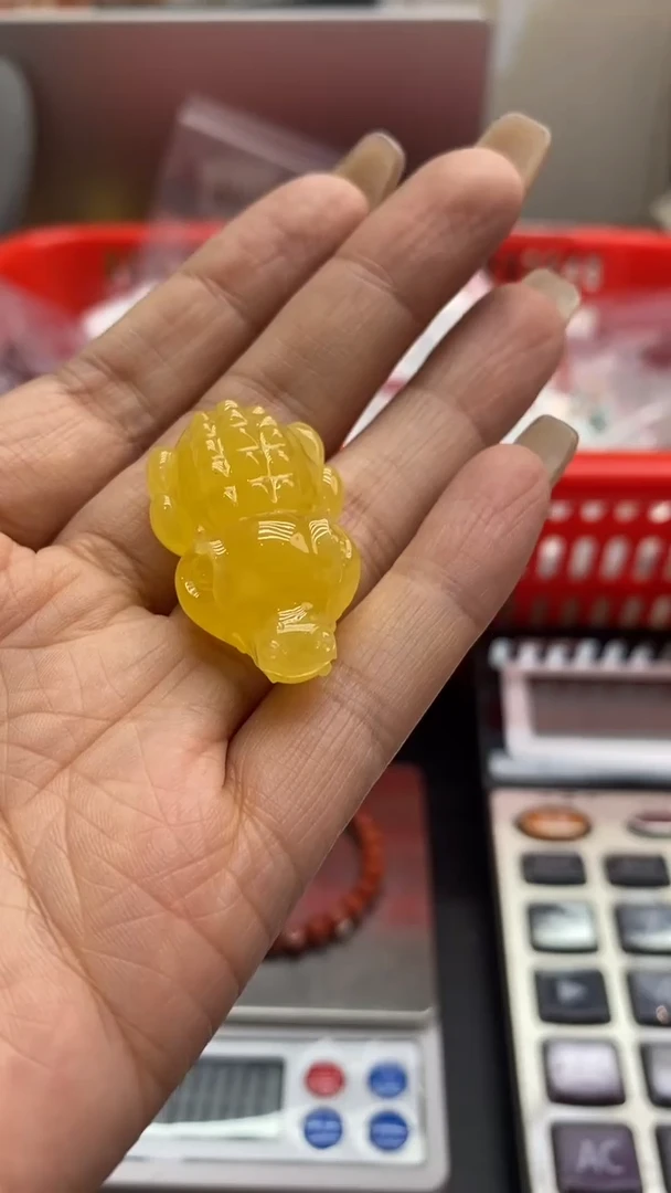 琥珀未镶嵌珠宝奇石2257