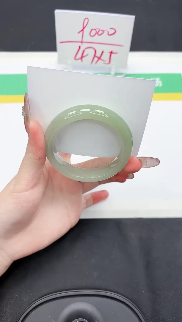 【闪购商品】石英质玉手镯未镶嵌66-53