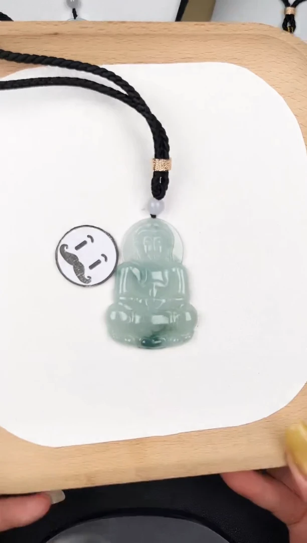 颈饰未镶嵌翡翠YE034飘花观音