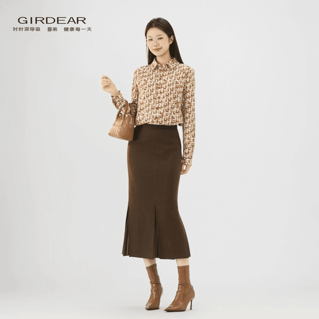 GIRDEAR/哥弟新款气质长袖时尚深设计师印花通勤休闲衬衫女130073