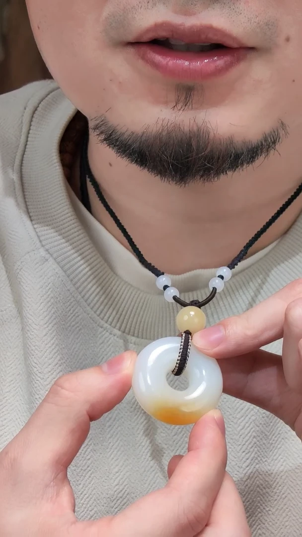 未镶嵌吊坠定制和田玉糖白平安扣吊坠QC（竞）