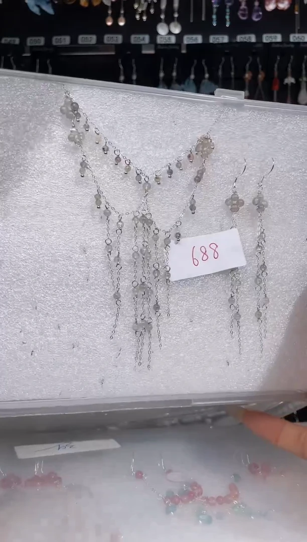 【闪购商品】紫晶耳饰银S925镶嵌喜欢拍